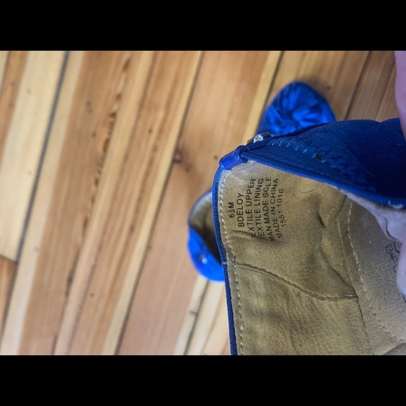 Blue Suede Women’s Ballet Flats - Picture 7 of 9